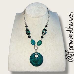 18” Artificially Colored Stone Pendant